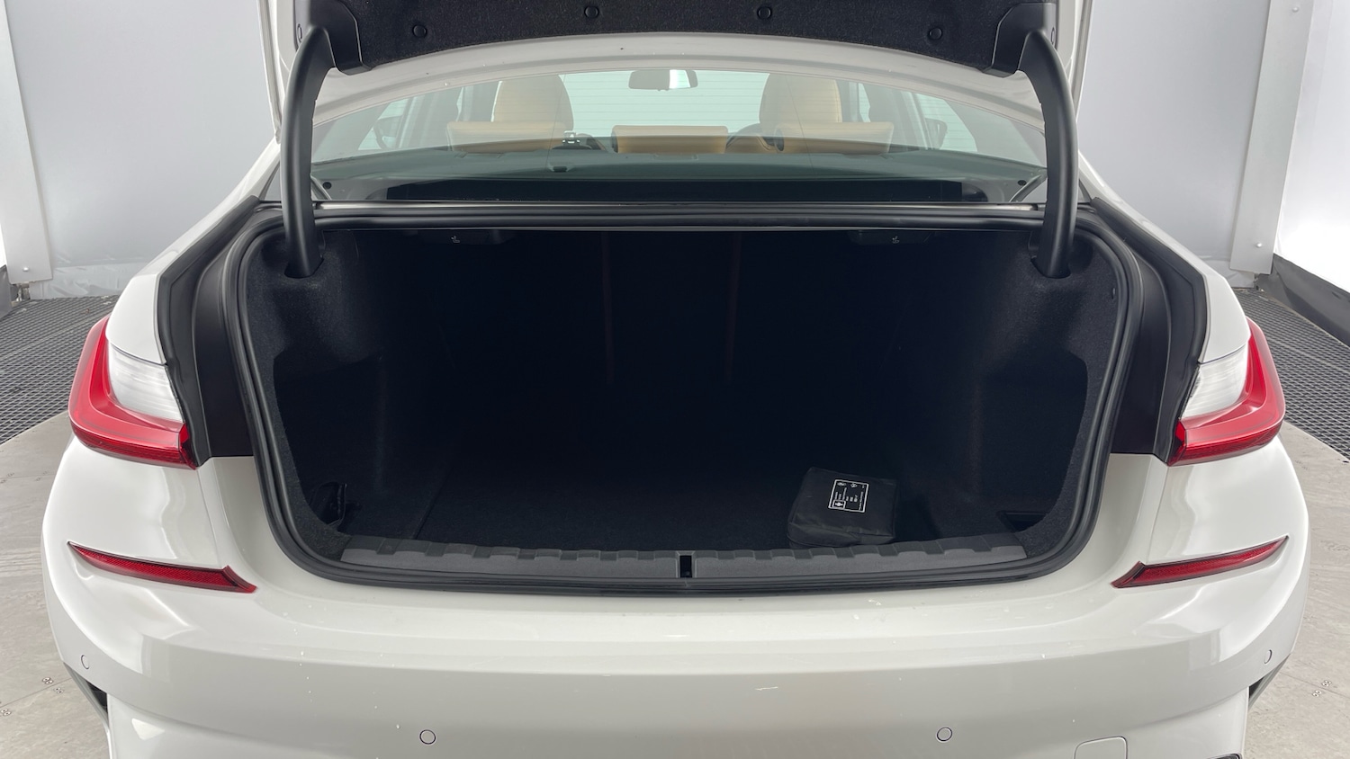 Used BMW 3 Series 2021 for sale - 76219078: Photo 13