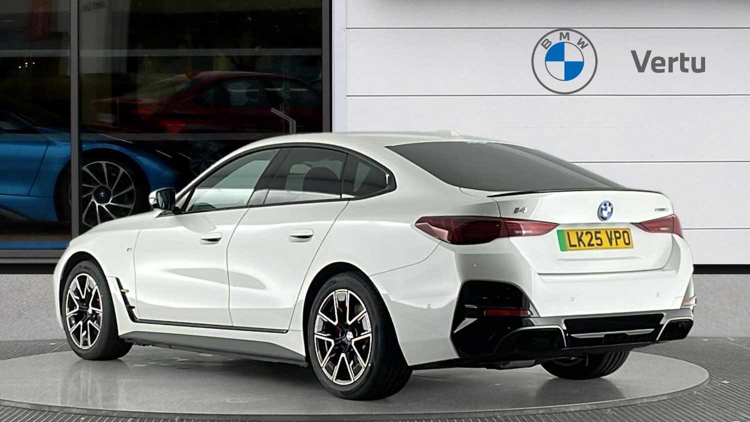 Used BMW i4 2025 for sale - 76426231: Photo 2