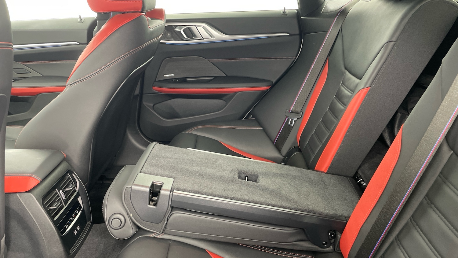 Used BMW i4 2025 for sale - 76426231: Photo 39