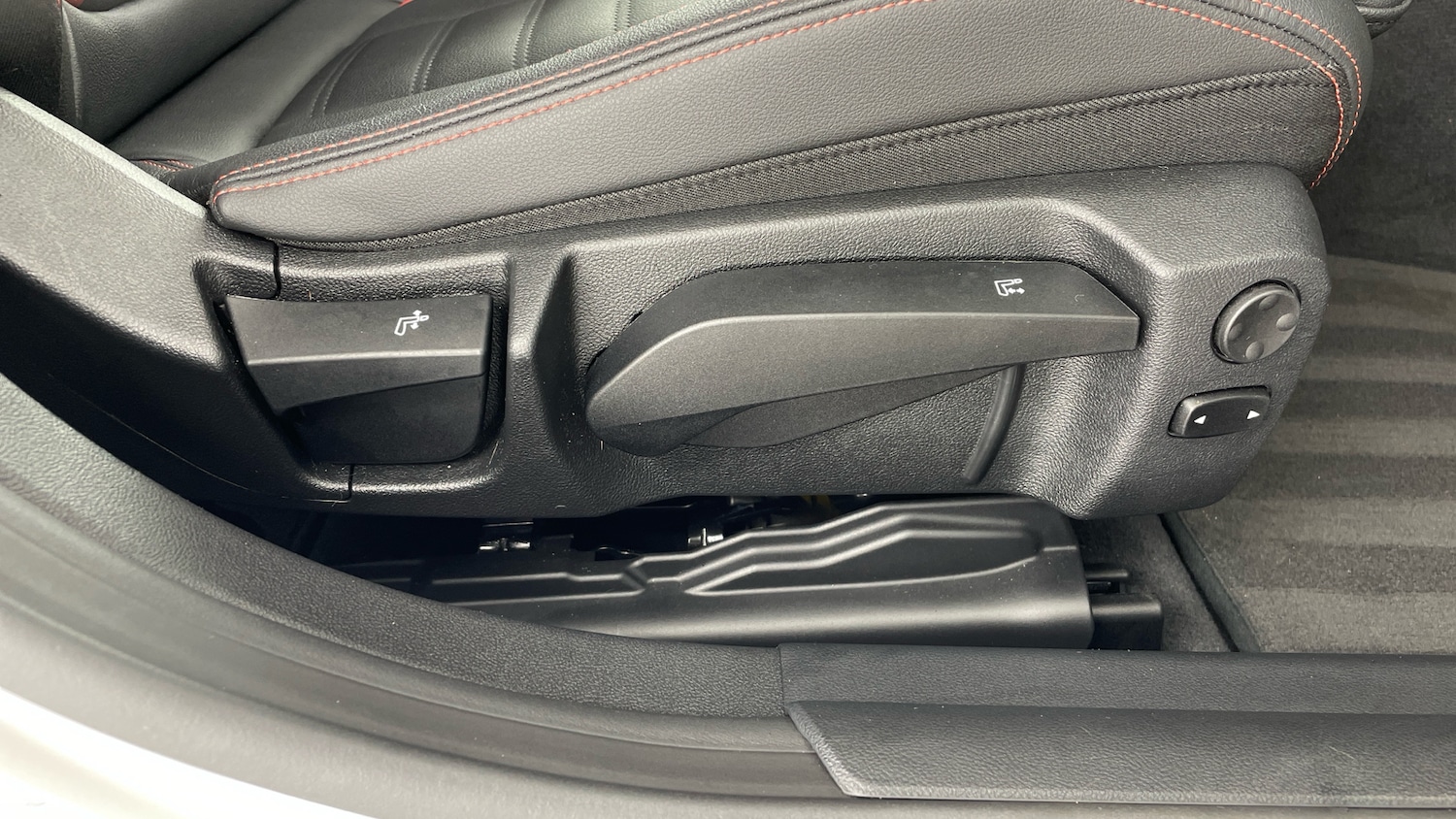 Used BMW i4 2025 for sale - 76426231: Photo 56