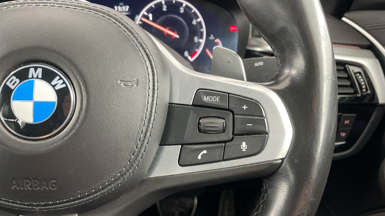 Used BMW 5 Series 2018 for sale - 77864527: Photo 18