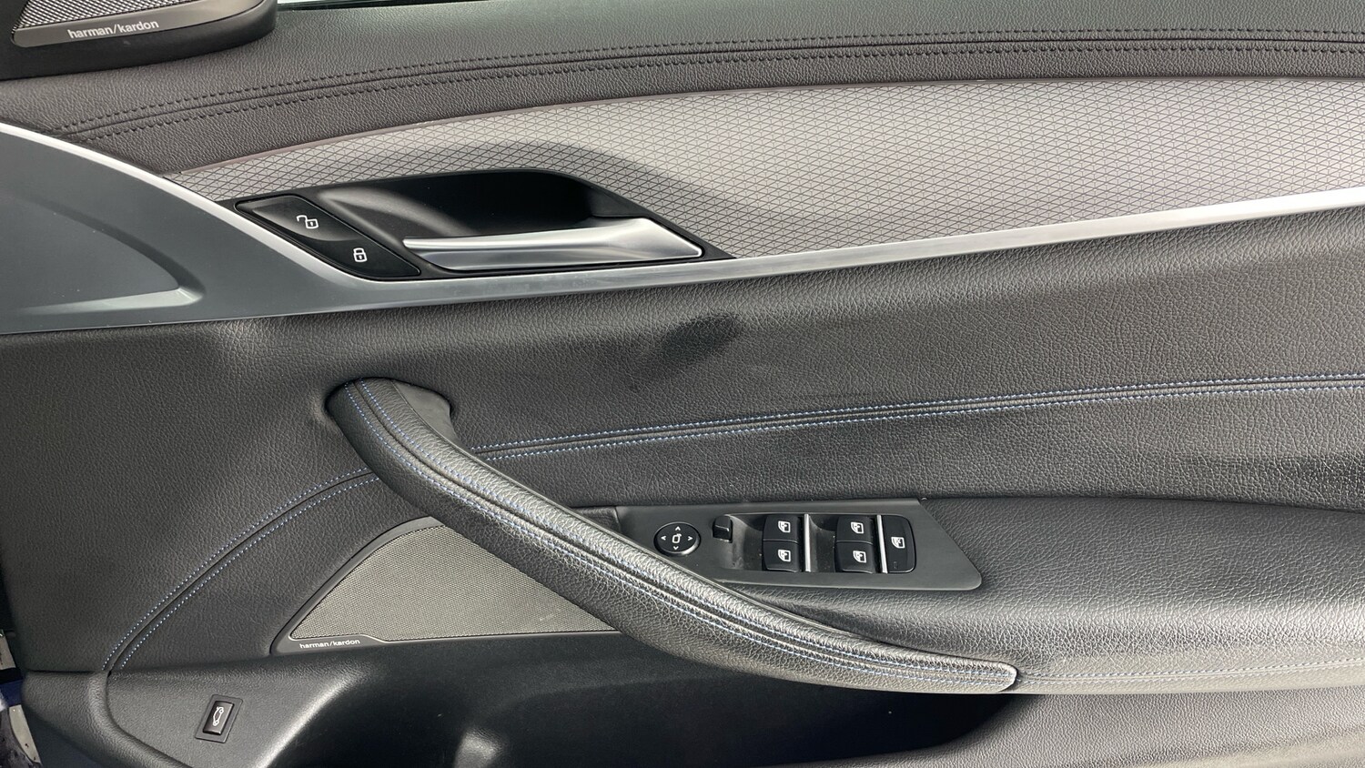 Used BMW 5 Series 2018 for sale - 77864527: Photo 44