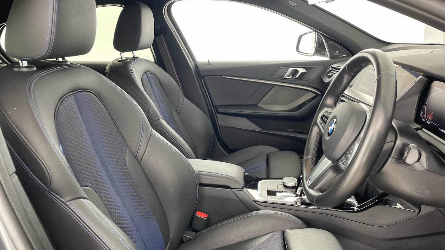 Used BMW 1 Series 2023 for sale - 76684743: Photo 11