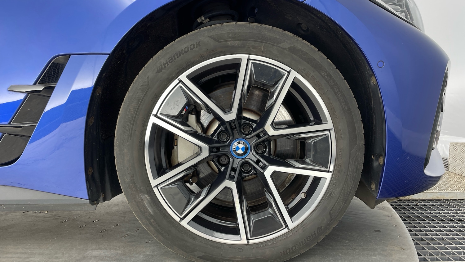 Used BMW i4 2022 for sale - 77663338: Photo 14