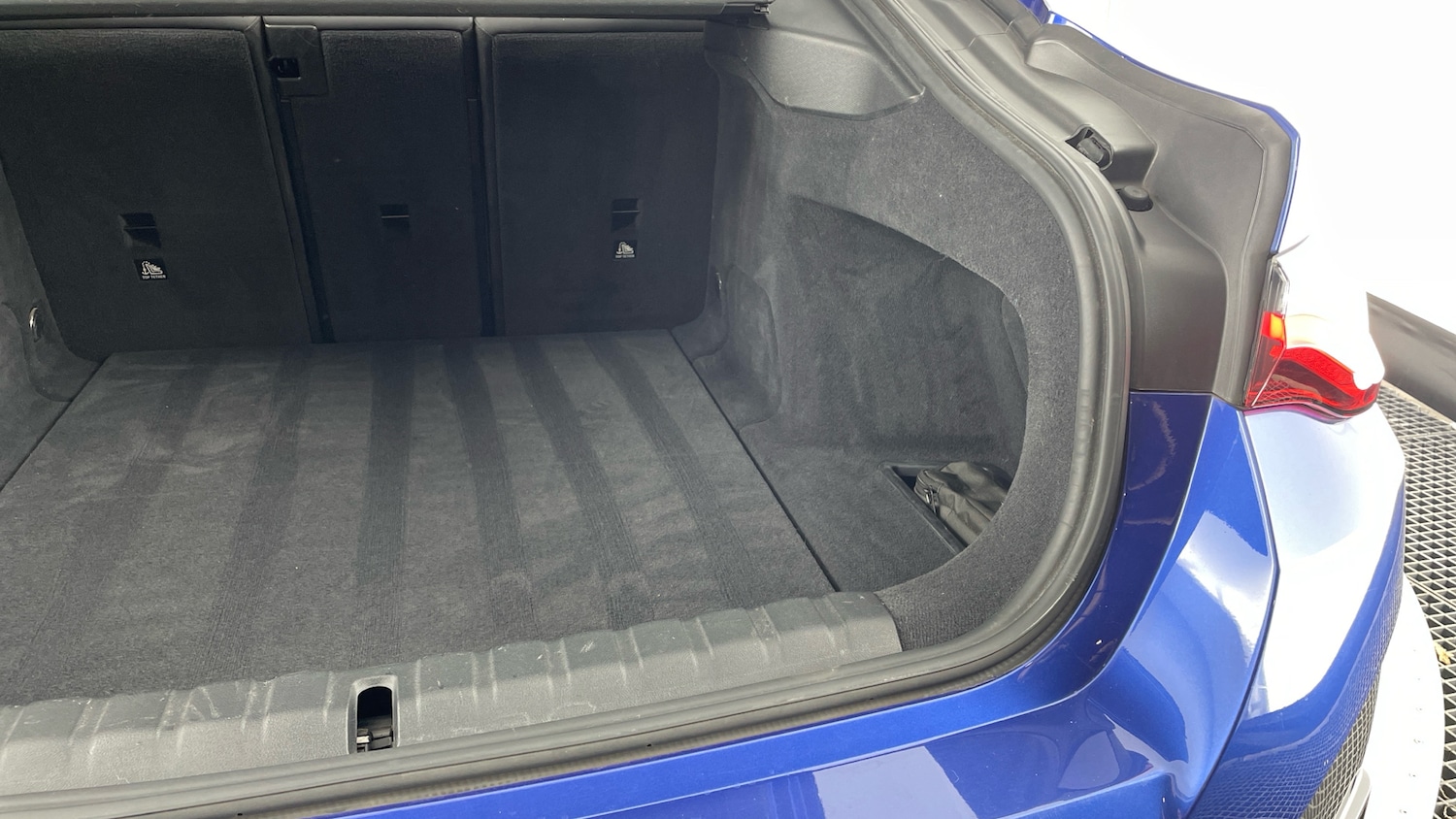 Used BMW i4 2022 for sale - 77663338: Photo 41