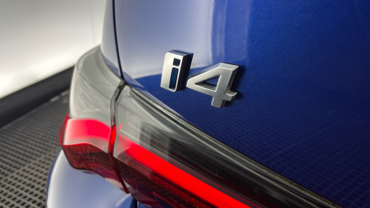 Used BMW i4 2022 for sale - 77663338: Photo 44