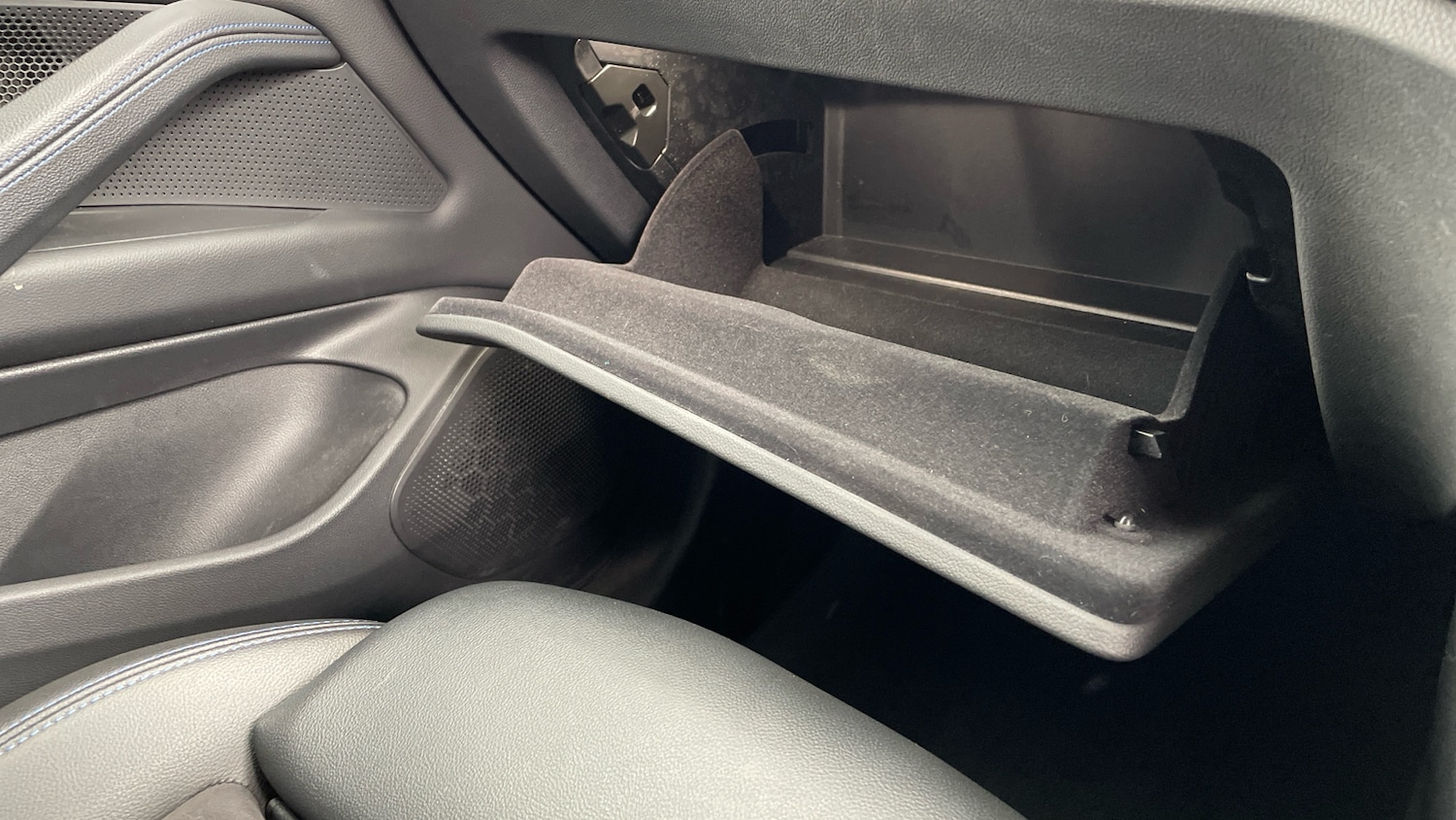 Used BMW i4 2022 for sale - 77663338: Photo 72