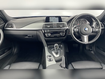 Used BMW 3 Series 2017 for sale - 76263701: Photo