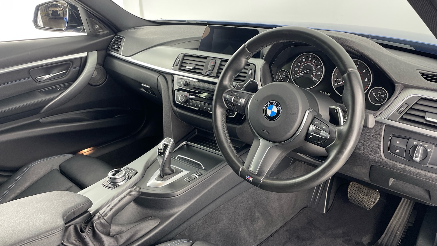 Used BMW 3 Series 2017 for sale - 76263701: Photo 6