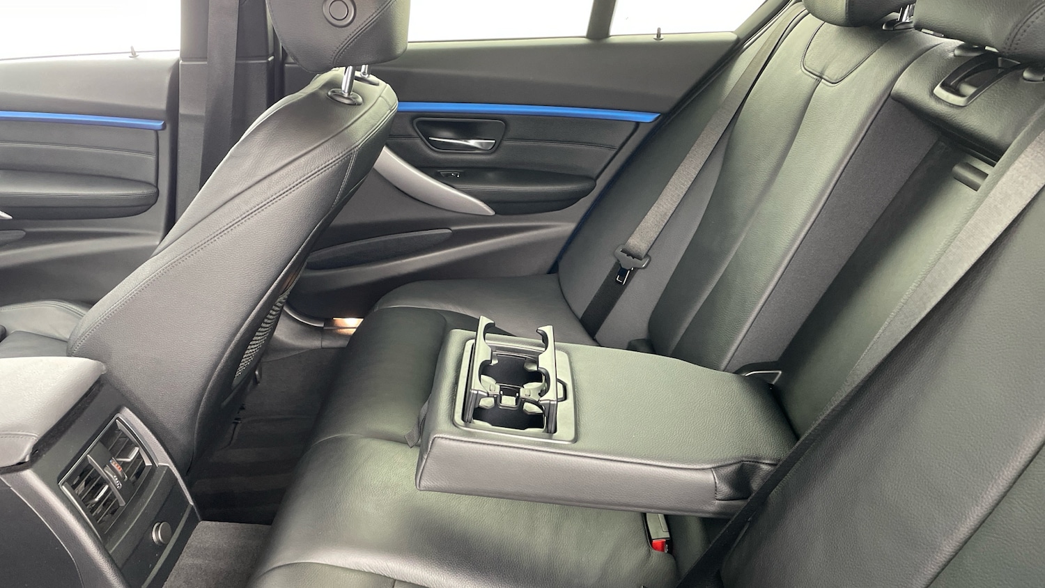 Used BMW 3 Series 2018 for sale - 78144188: Photo 34