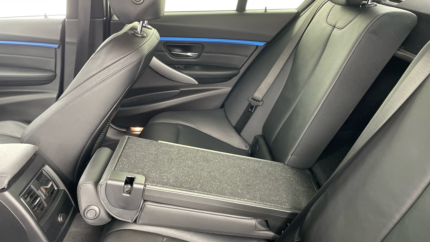 Used BMW 3 Series 2018 for sale - 78144188: Photo 36