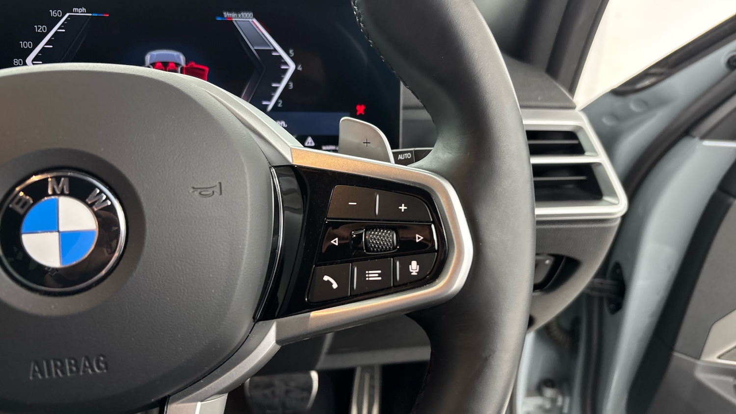 Used BMW 3 Series 2024 for sale - 76637280: Photo 18