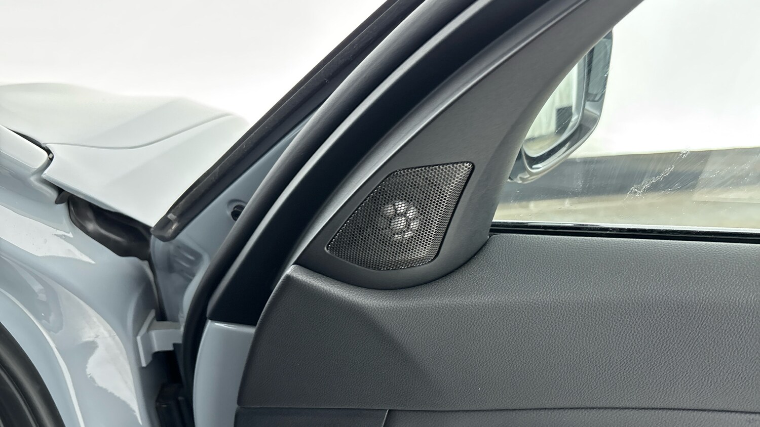 Used BMW 3 Series 2024 for sale - 76637280: Photo 20