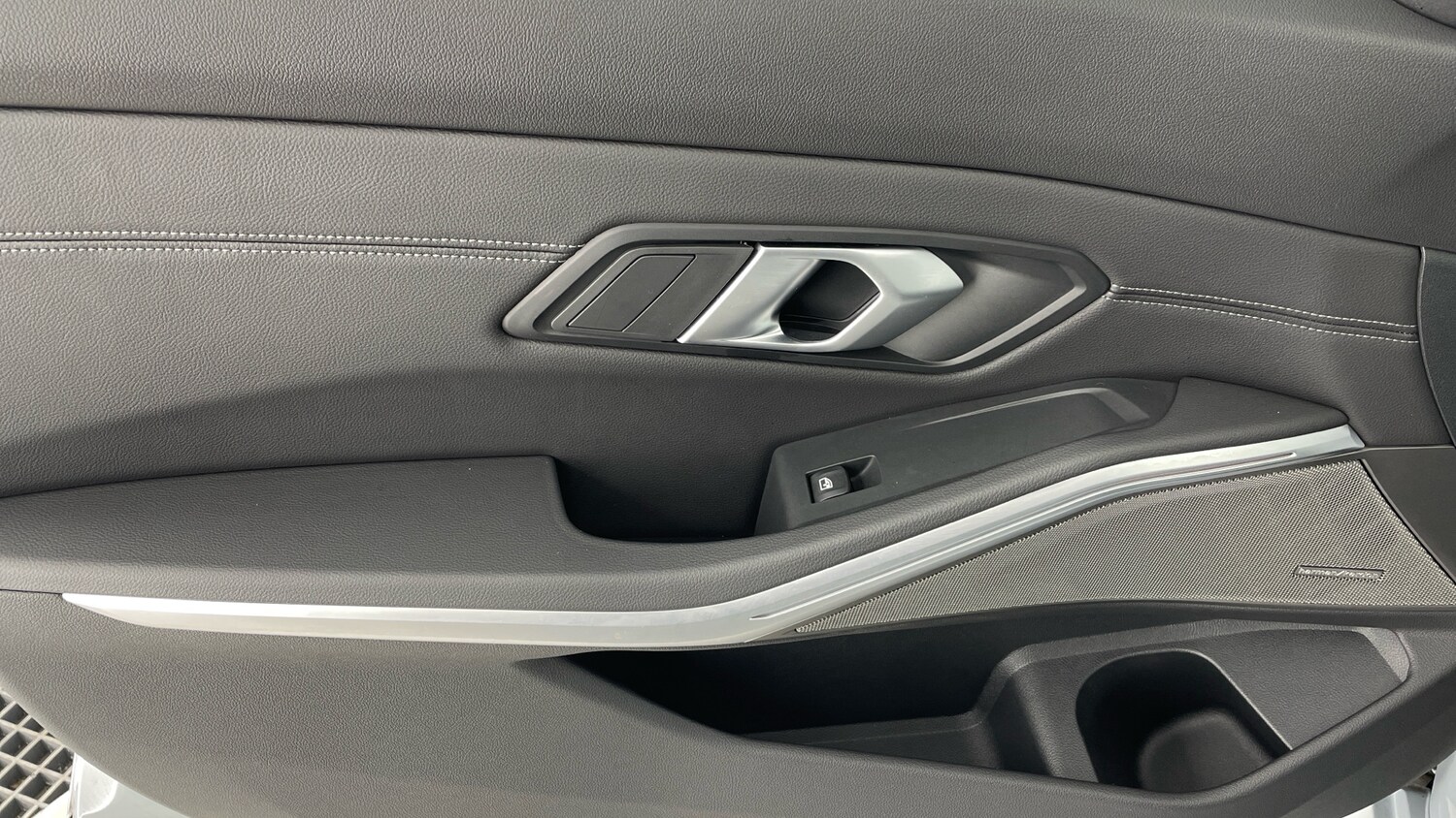 Used BMW 3 Series 2024 for sale - 76637280: Photo 26