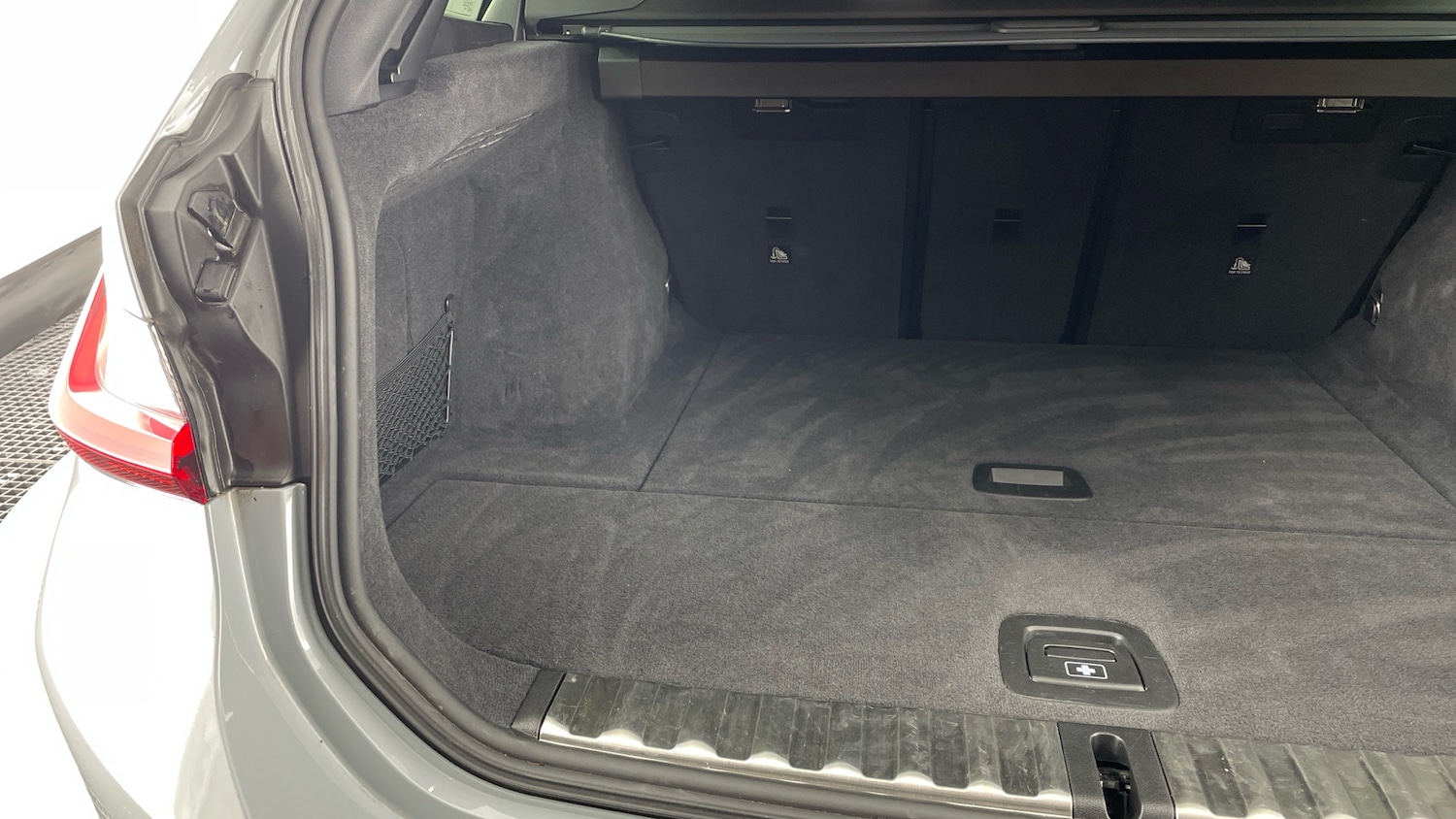 Used BMW 3 Series 2024 for sale - 76637280: Photo 39