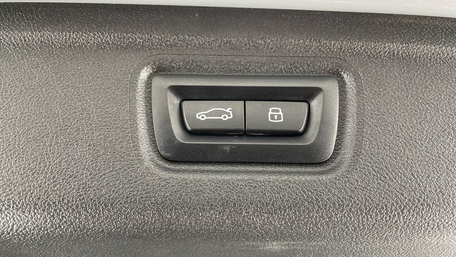 Used BMW 3 Series 2024 for sale - 76637280: Photo 44