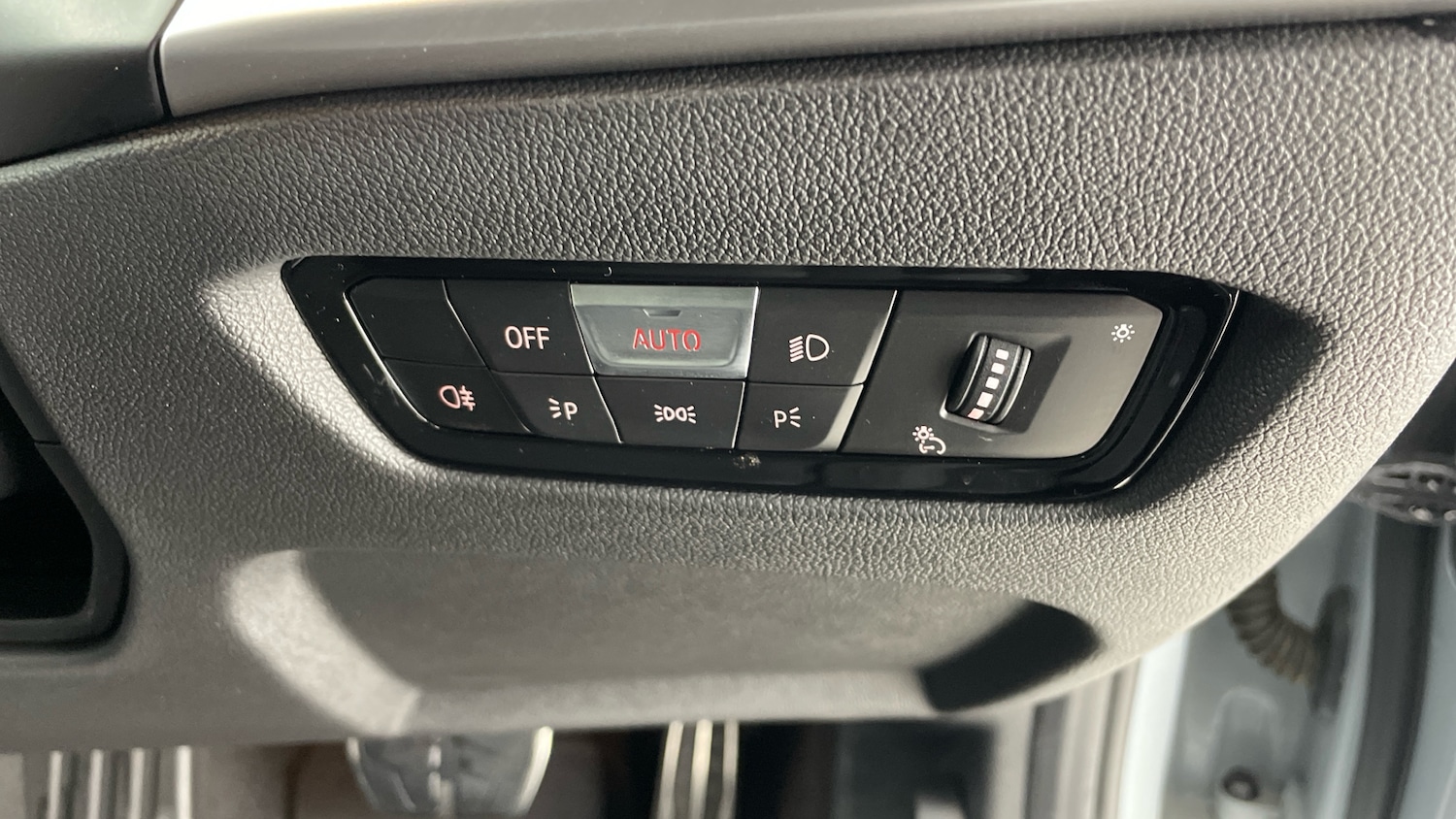 Used BMW 3 Series 2024 for sale - 76637280: Photo 57