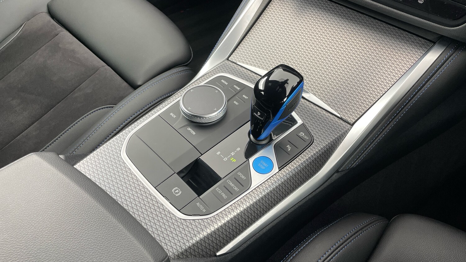 Used BMW i4 2022 for sale - 77406835: Photo 10