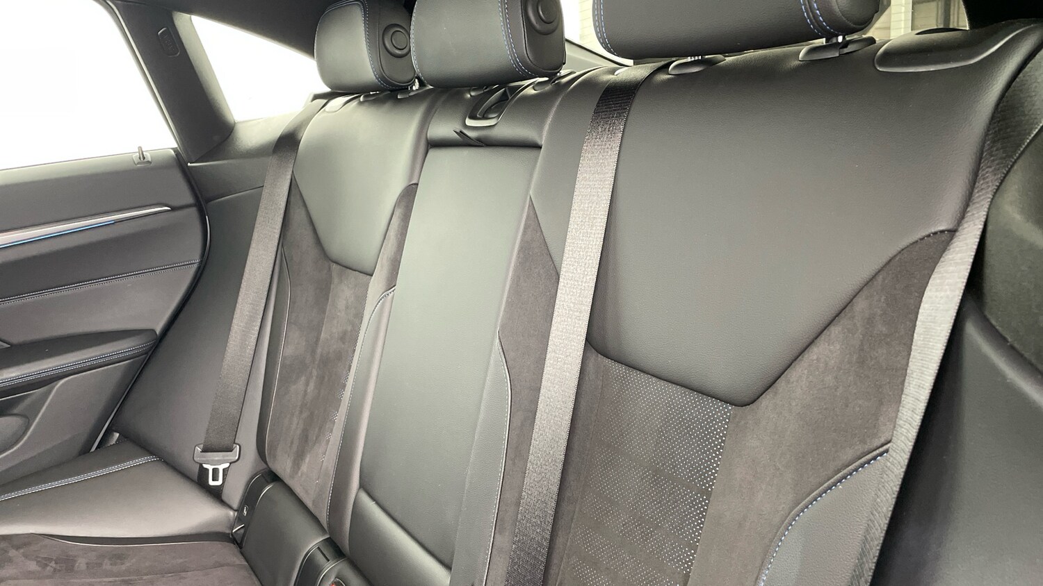 Used BMW i4 2022 for sale - 77406835: Photo 12