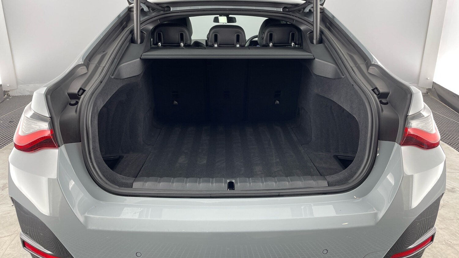 Used BMW i4 2022 for sale - 77406835: Photo 13