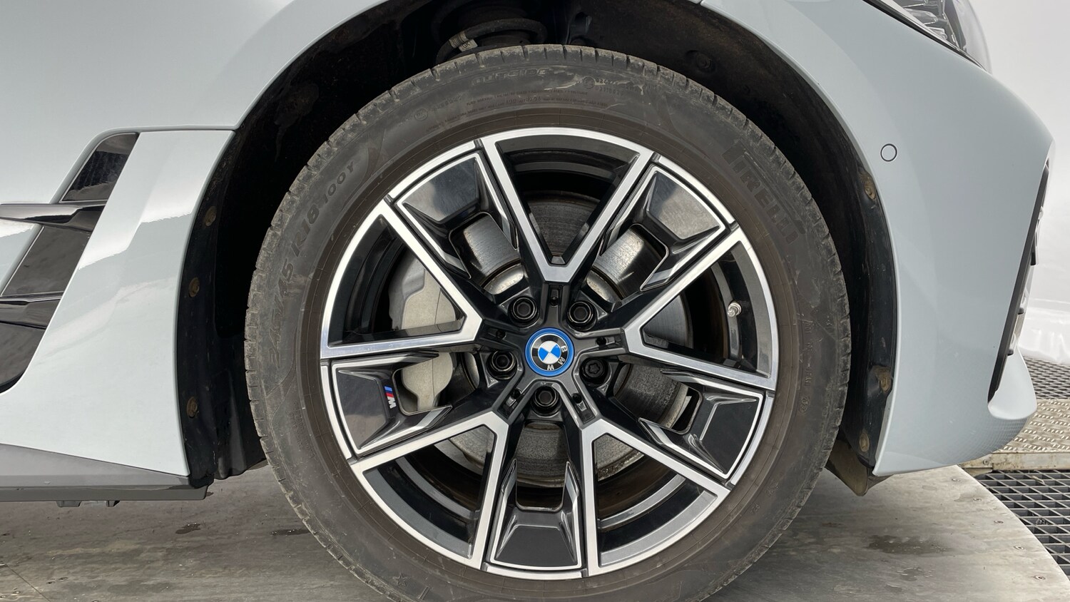 Used BMW i4 2022 for sale - 77406835: Photo 14