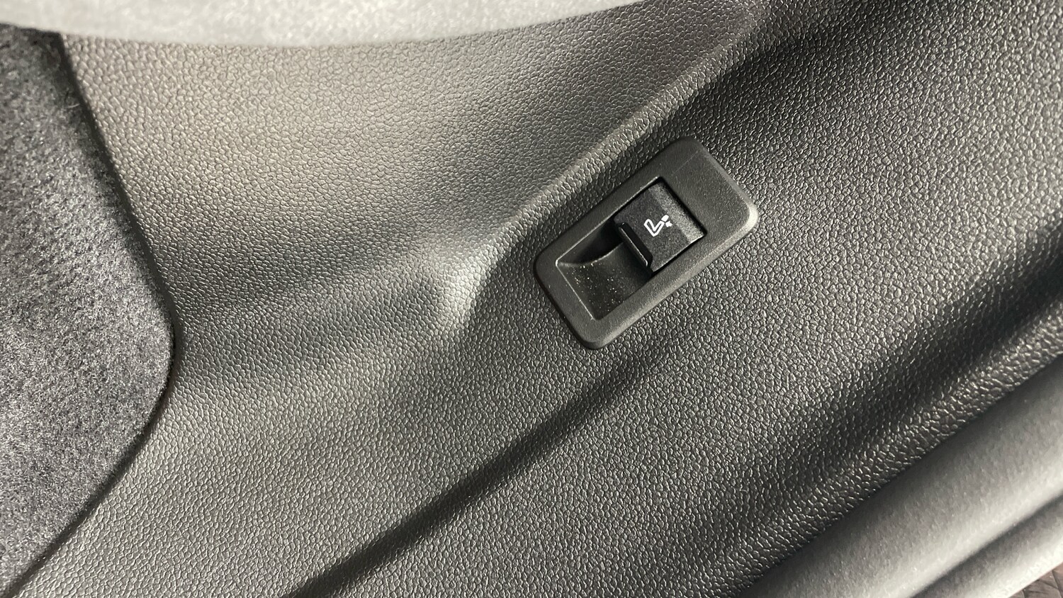 Used BMW iX 2025 for sale - 76281065: Photo 34