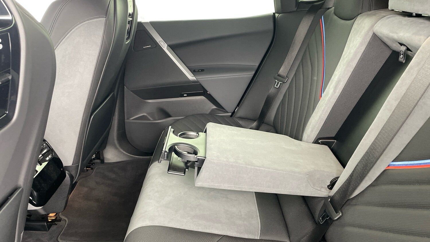 Used BMW iX 2025 for sale - 76281065: Photo 35