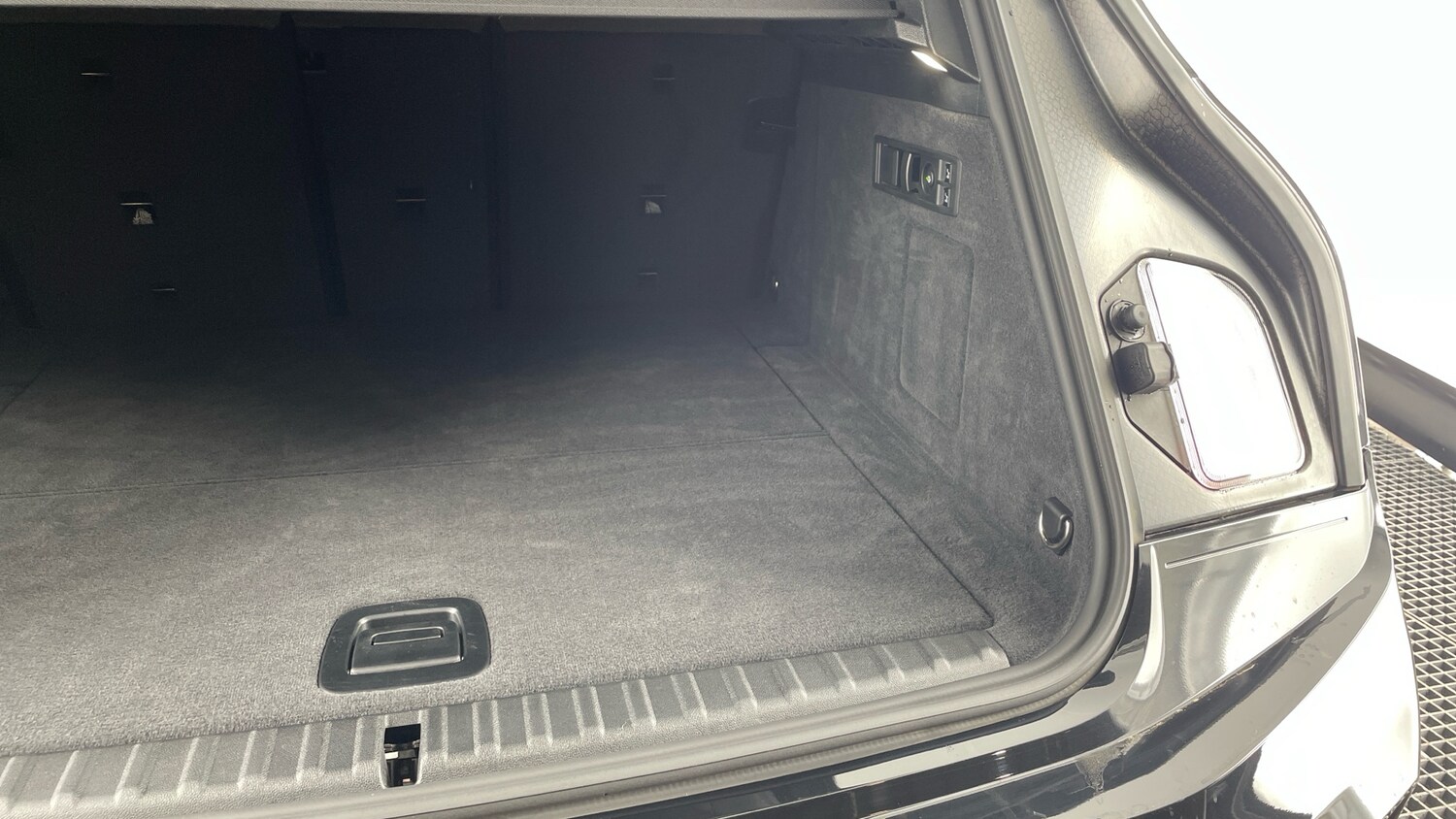 Used BMW iX 2025 for sale - 76281065: Photo 39