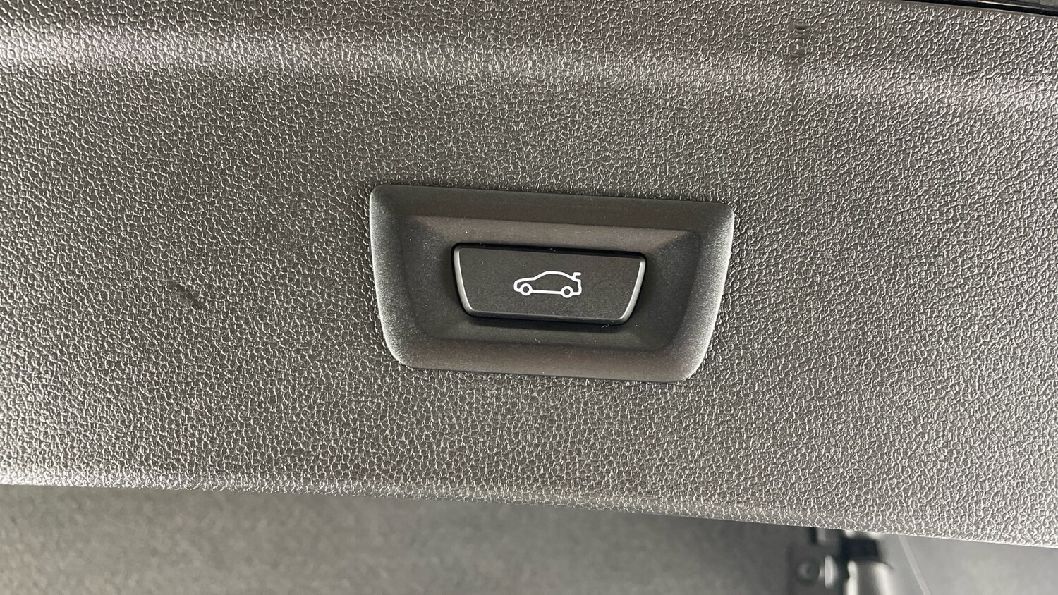 Used BMW iX 2025 for sale - 76281065: Photo 42