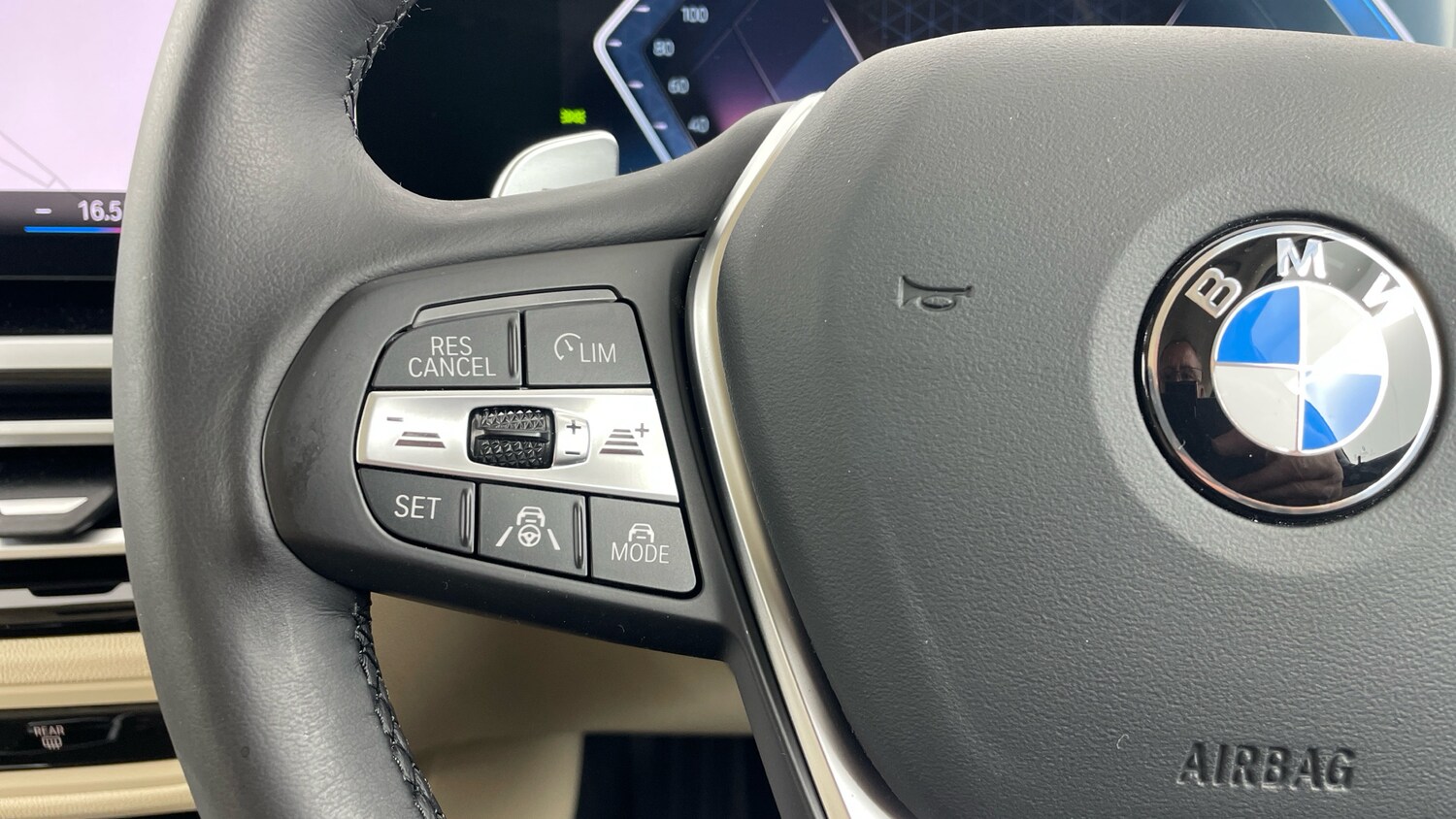 Used BMW 3 Series 2024 for sale - 78144184: Photo 17