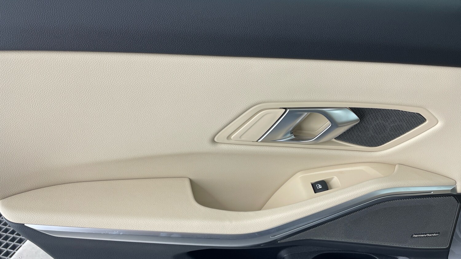 Used BMW 3 Series 2024 for sale - 78144184: Photo 30