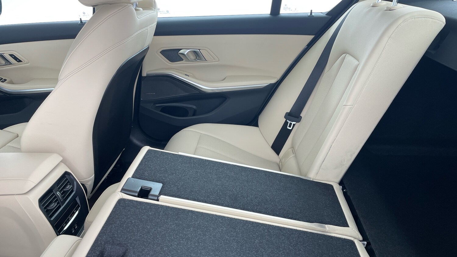 Used BMW 3 Series 2024 for sale - 78144184: Photo 36