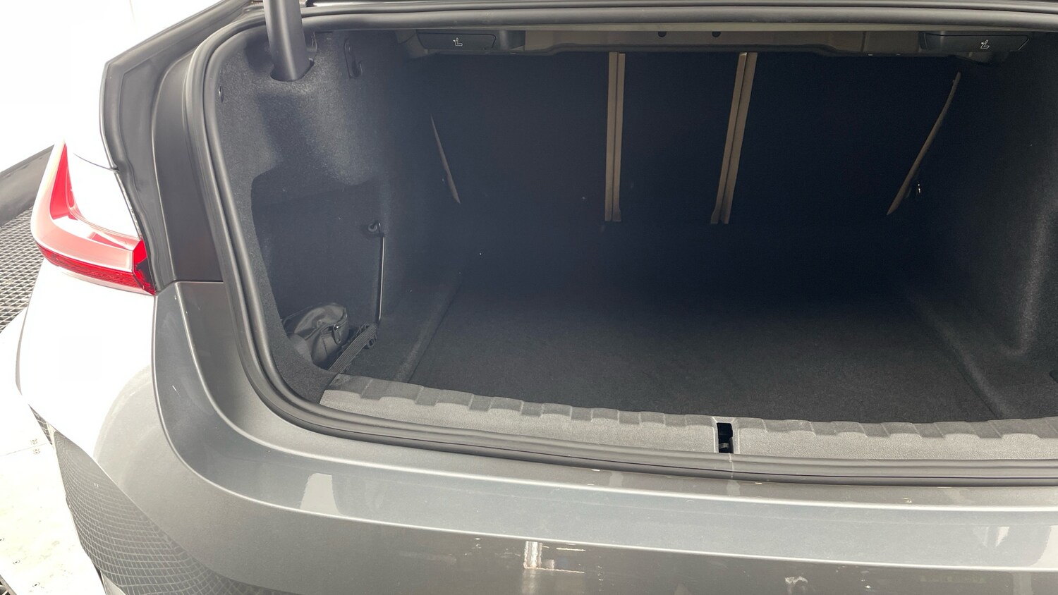 Used BMW 3 Series 2024 for sale - 78144184: Photo 37