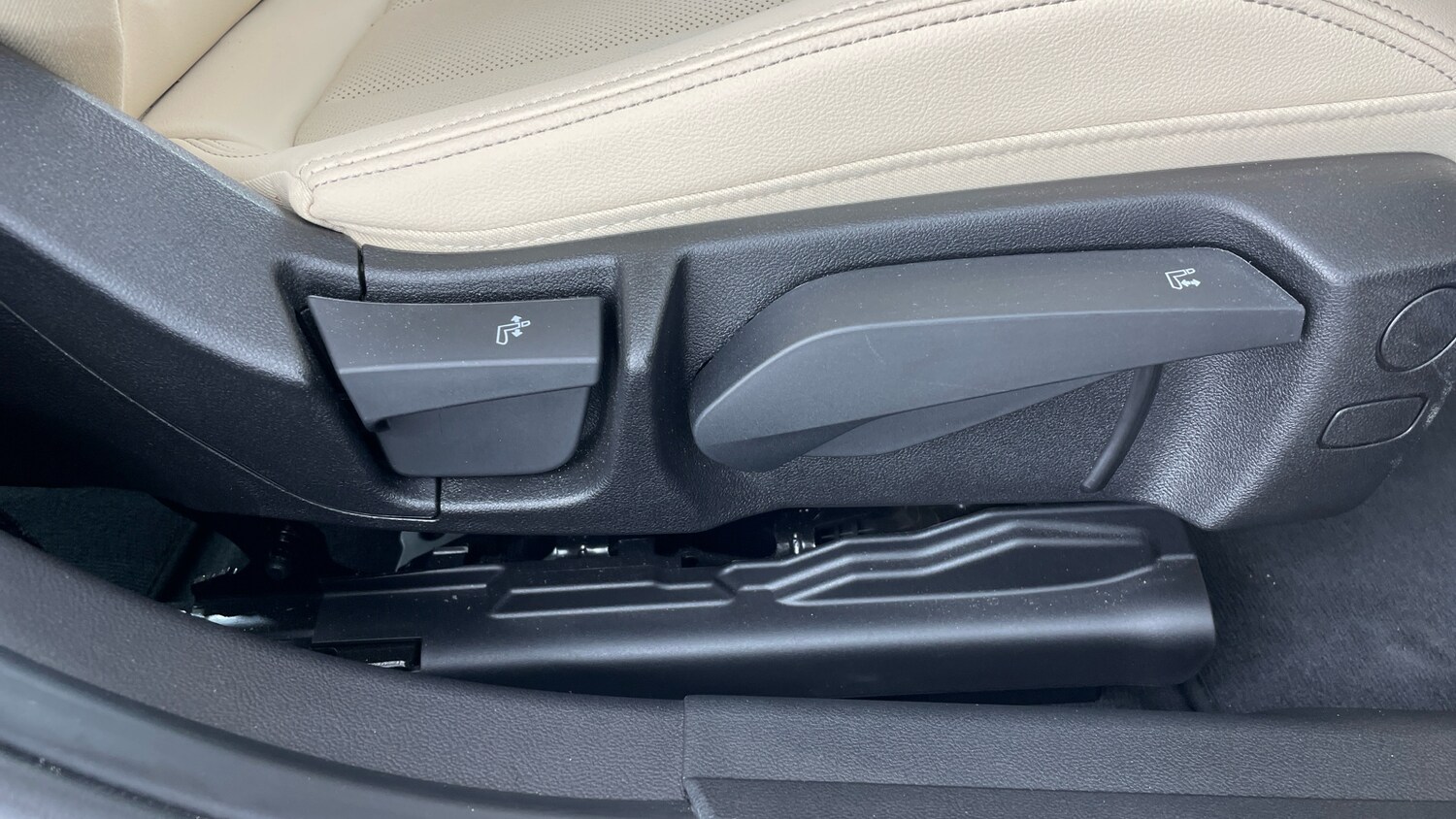 Used BMW 3 Series 2024 for sale - 78144184: Photo 48