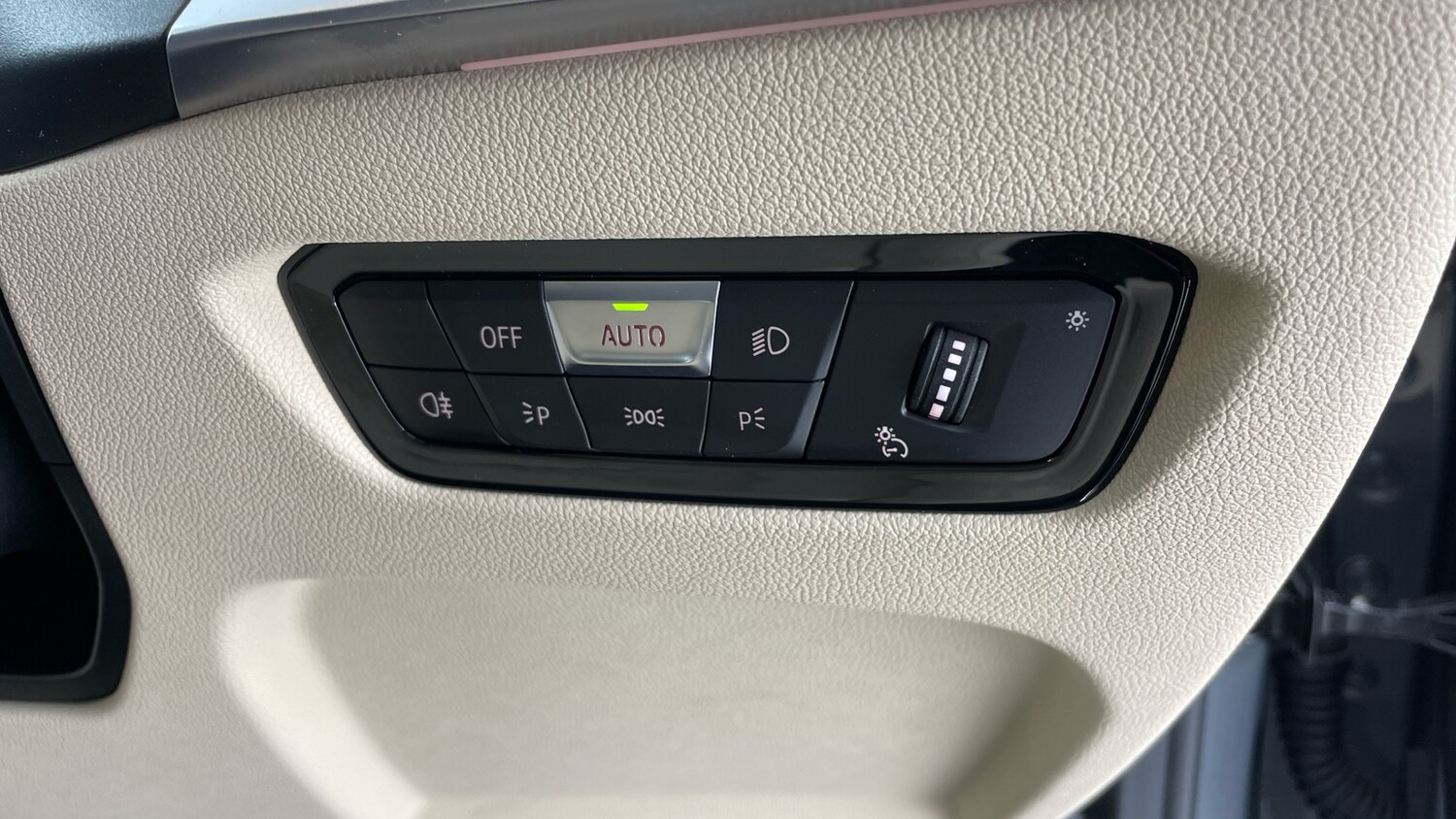 Used BMW 3 Series 2024 for sale - 78144184: Photo 49