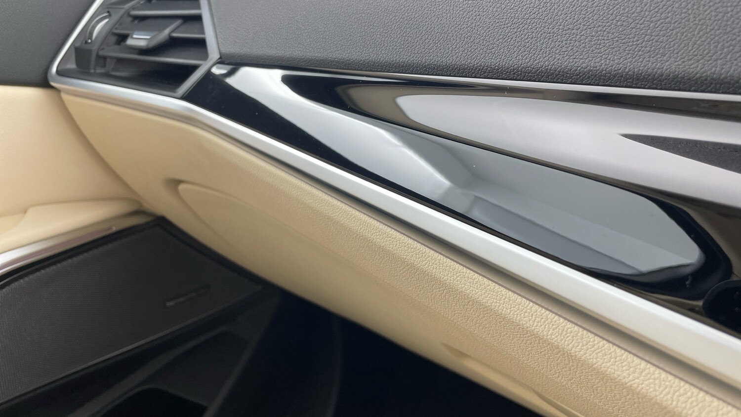 Used BMW 3 Series 2024 for sale - 78144184: Photo 65