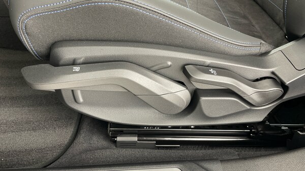 Used BMW 2 Series 2025 for sale - 76184315: Photo 28