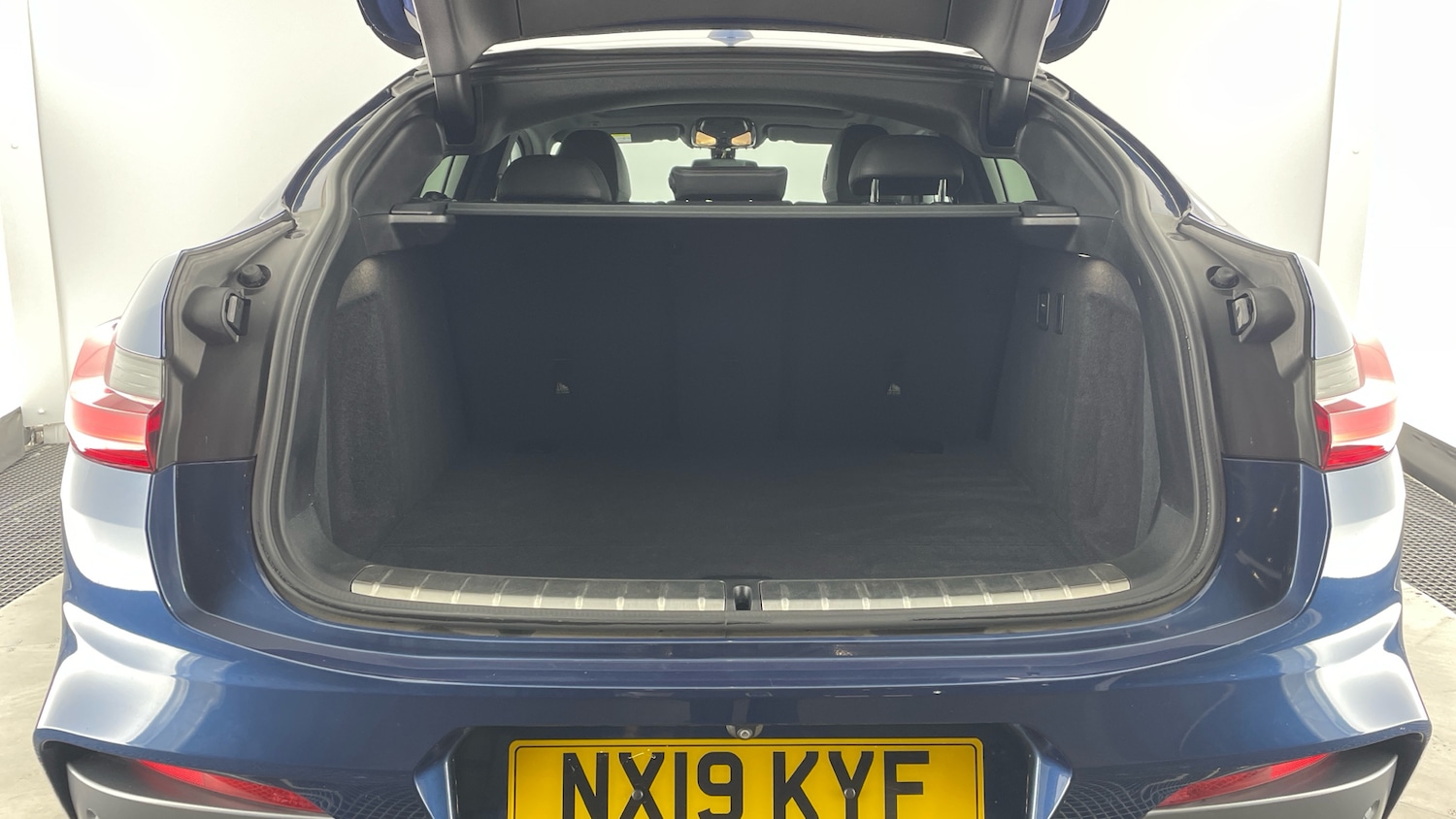 Used BMW X4 2019 for sale - 76436469: Photo 13