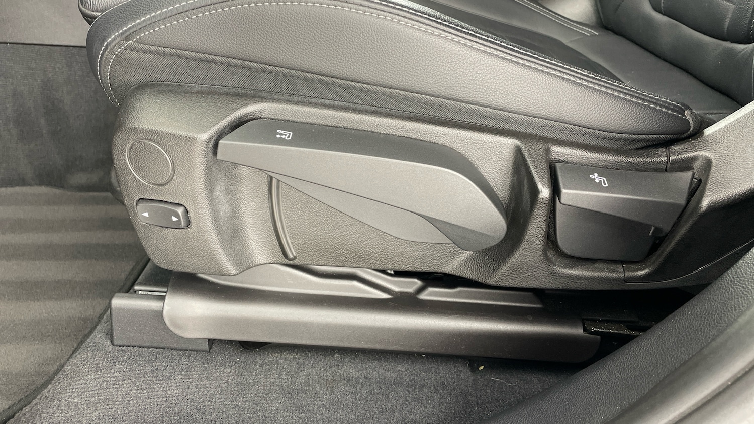 Used BMW X4 2019 for sale - 76436469: Photo 28