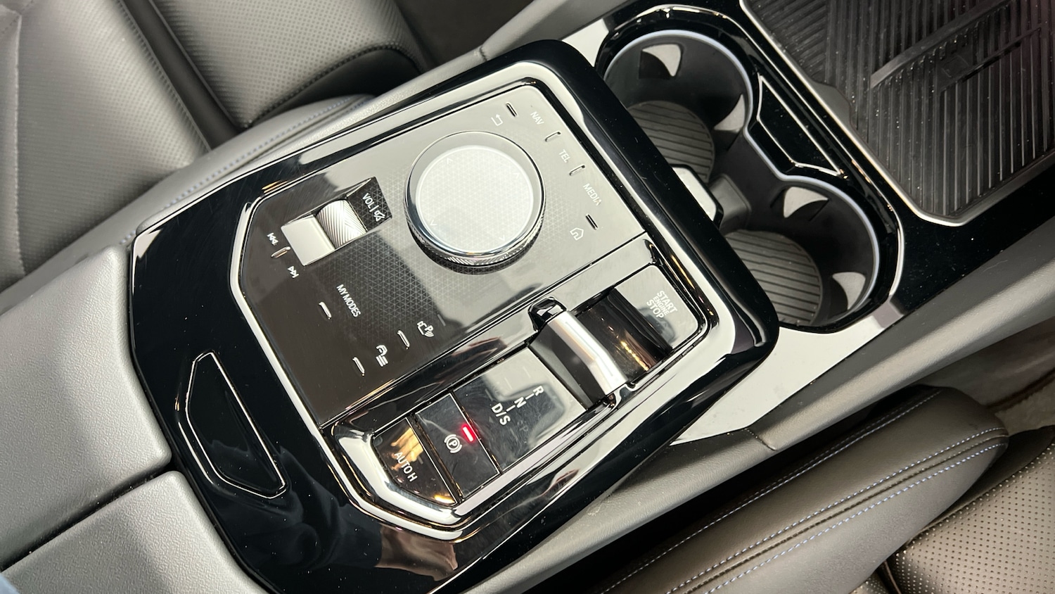 Used BMW 5 Series 2024 for sale - 76637279: Photo 10