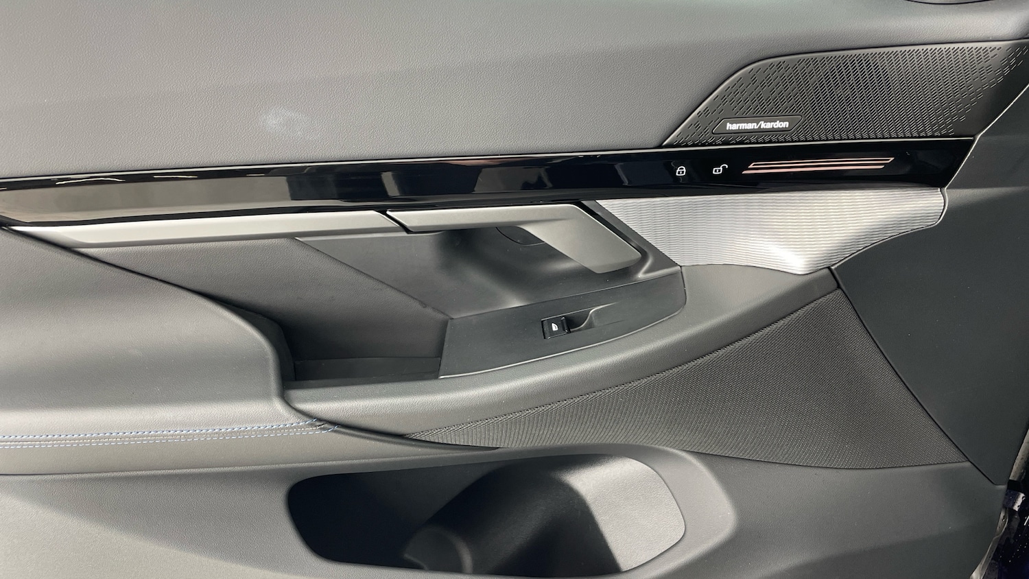 Used BMW 5 Series 2024 for sale - 76637279: Photo 28