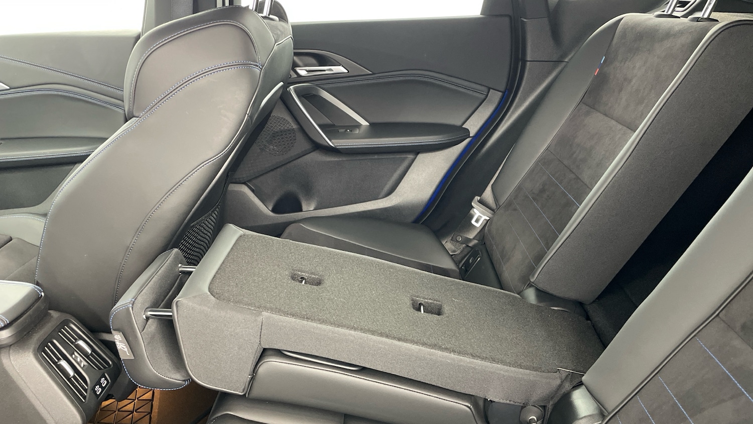 Used BMW iX1 2024 for sale - 77149186: Photo 39