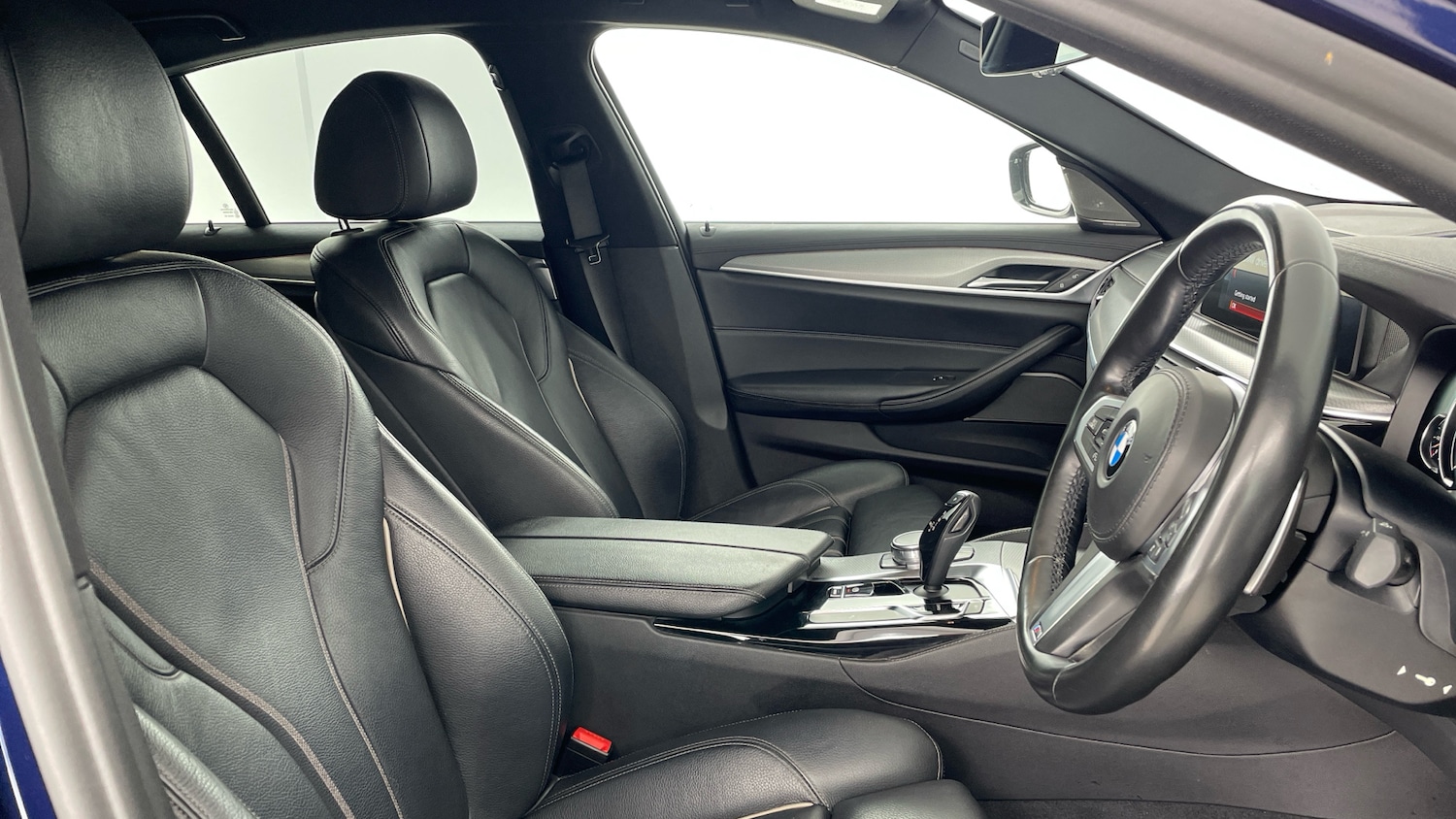 Used BMW 5 Series 2018 for sale - 76777186: Photo 11