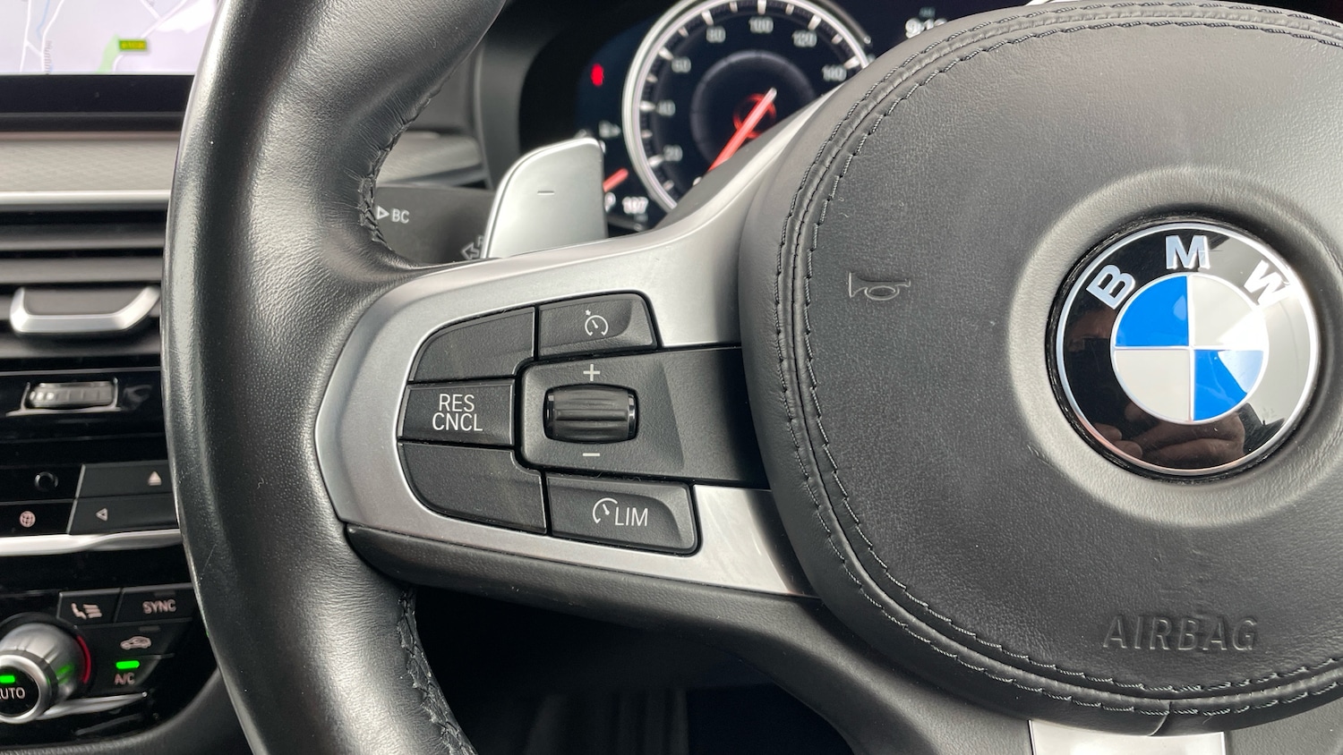 Used BMW 5 Series 2018 for sale - 76777186: Photo 17