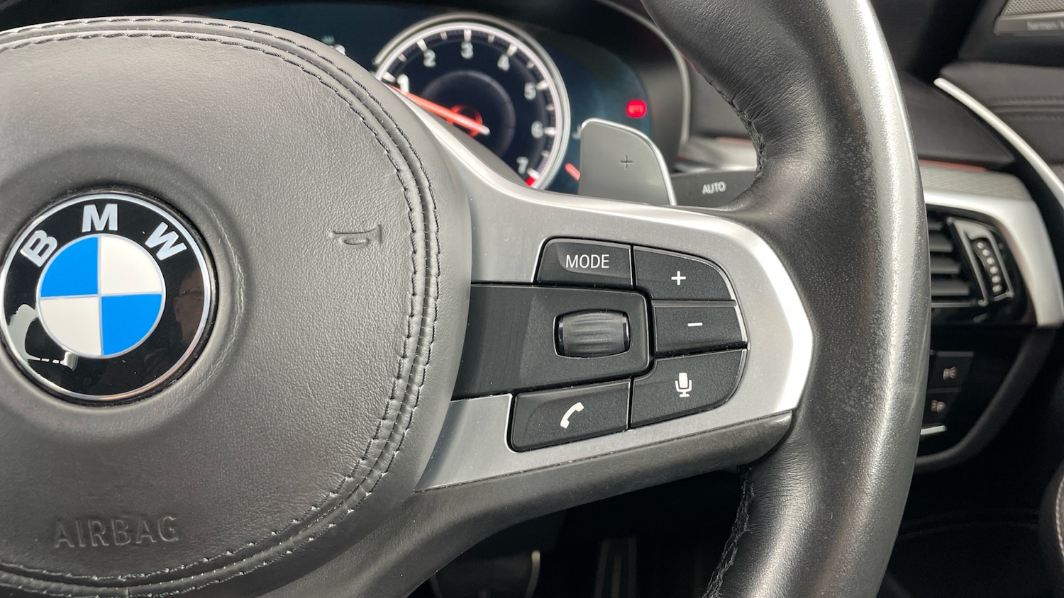 Used BMW 5 Series 2018 for sale - 76777186: Photo 18