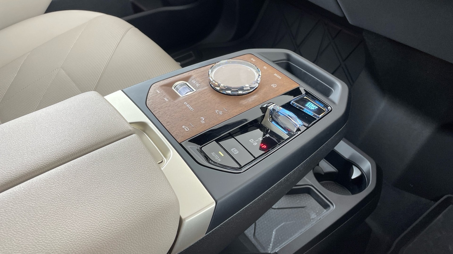 Used BMW iX 2022 for sale - 76598840: Photo 10