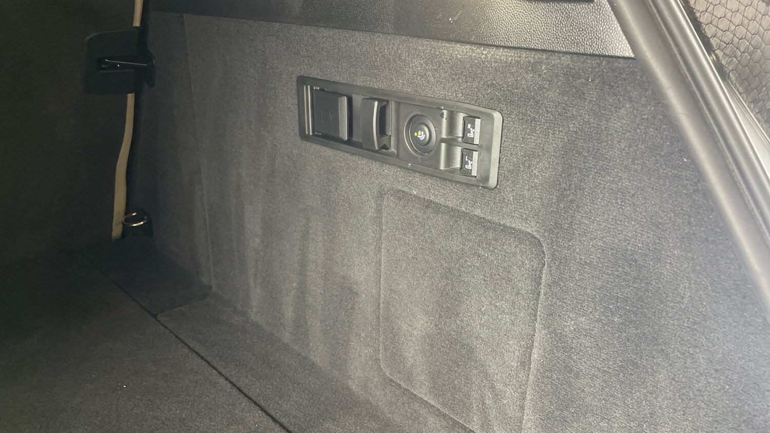 Used BMW iX 2022 for sale - 76598840: Photo 42