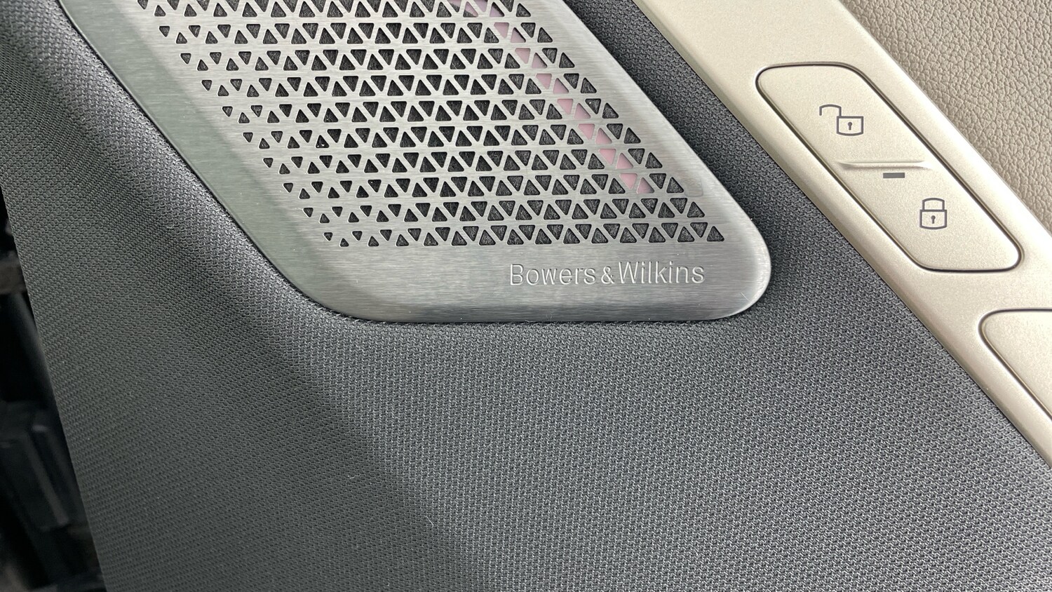 Used BMW iX 2022 for sale - 76598840: Photo 56