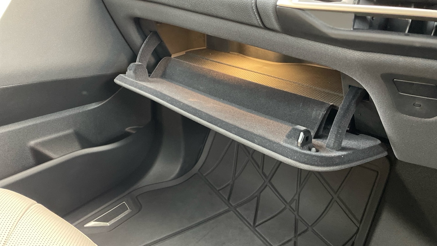 Used BMW iX 2022 for sale - 76598840: Photo 75