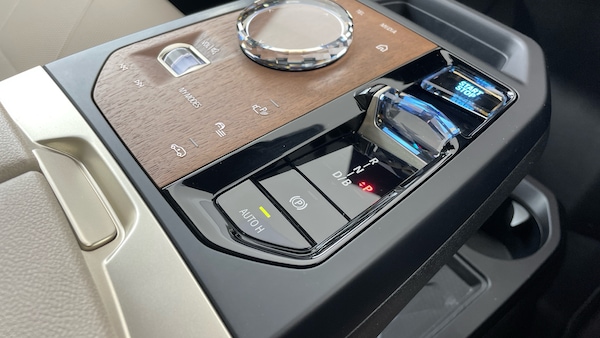 Used BMW iX 2022 for sale - 76265877: Photo 19